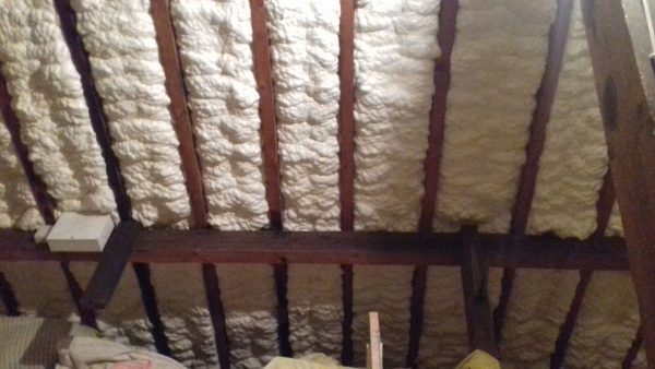 mass-foam-systems-spray-foam-insulation-ceiling